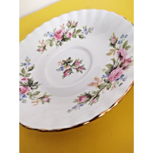 Royal Albert Moss Rose Fine bone china Tea cup & Saucer 1960's - Picture 8 of 11